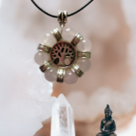 Collier-arbre-de-vie-quartz-rose.png